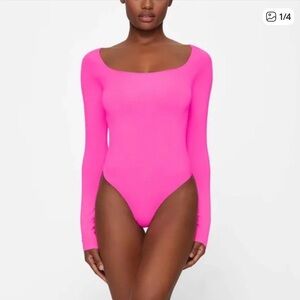 SKIMS Vibrant Pink Scoop Neck Bodysuit